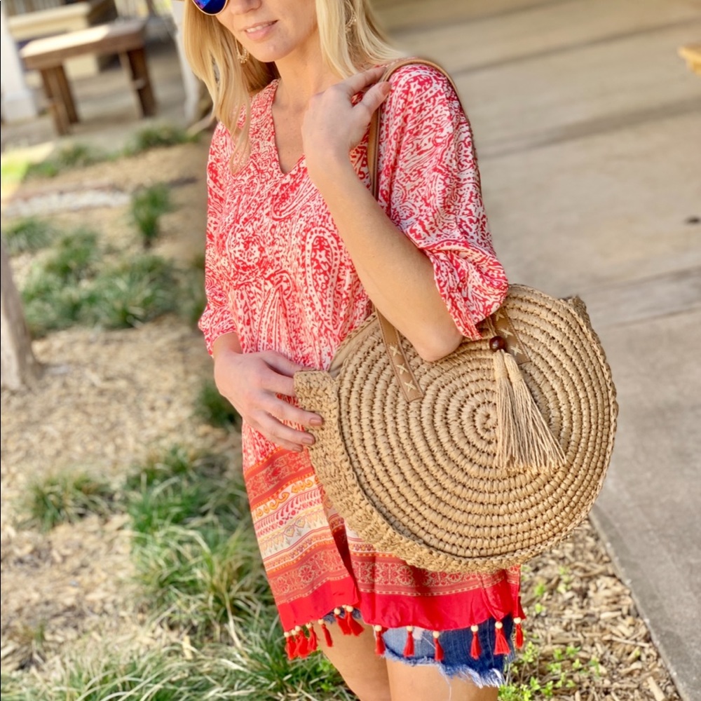 LAST ONE! PEARL CITY WOVEN ROUND STRAW BAG - Picture 6 of 6